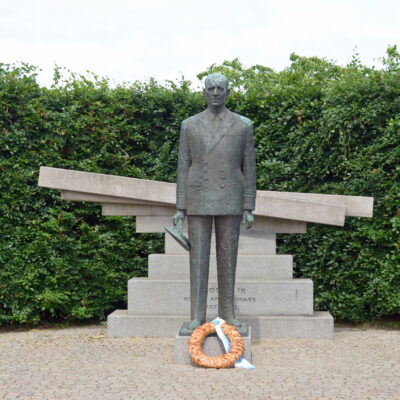 Standbeeld van koning Frederik