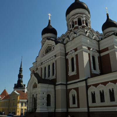 De Kathedraal van Alexander Nevski is een van de grote monumenten van de Estse hoofdstad Tallinn. De Russisch-orthodoxe kathedraal is gewijd aan de heilige Alexander Nevski en staat op de kathedraalheuvel (Toompea).